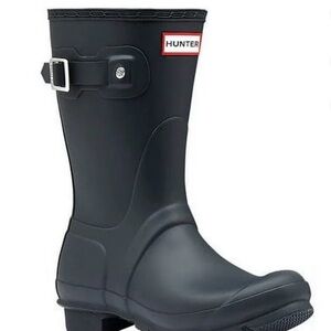 Hunter Classic Black womens Boots size 6 BNWT in original box